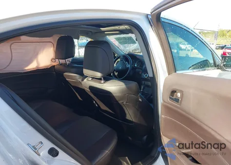 2017 Acura Ilx Premium Package/Technology Plus Package из США, поврежденный, VIN 19UDE2F74HA013196